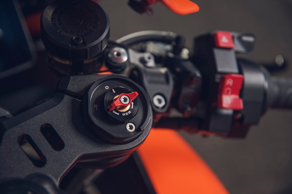 2026 KTM 990 RC R fork cap detail.