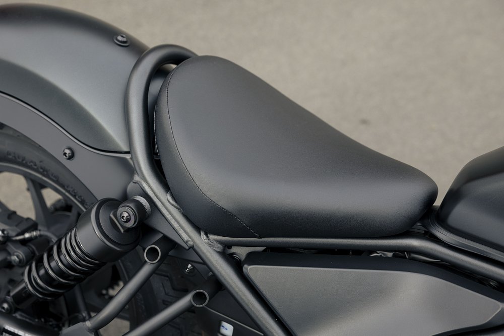 low, solo seat on the Rebel 300