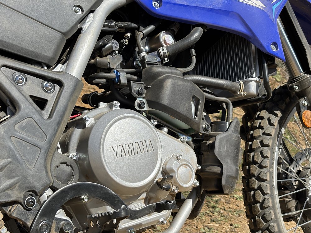 2026 Yamaha WR125R engine detail