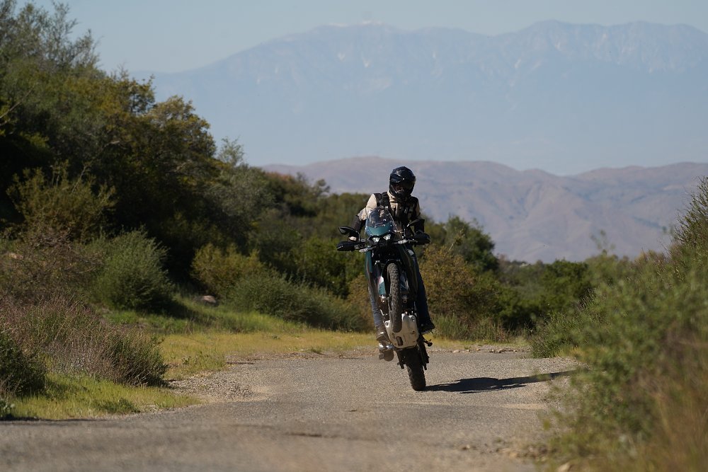 2026 KLE500 wheely