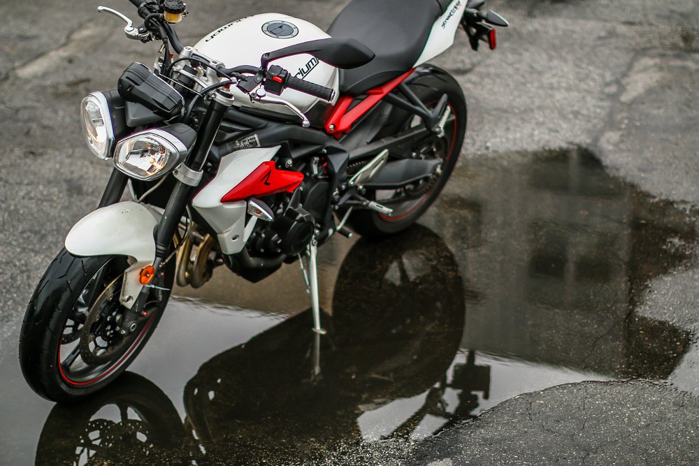 Triumph Street Triple R