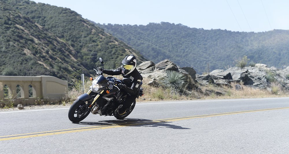 Suzuki GSX-S750
