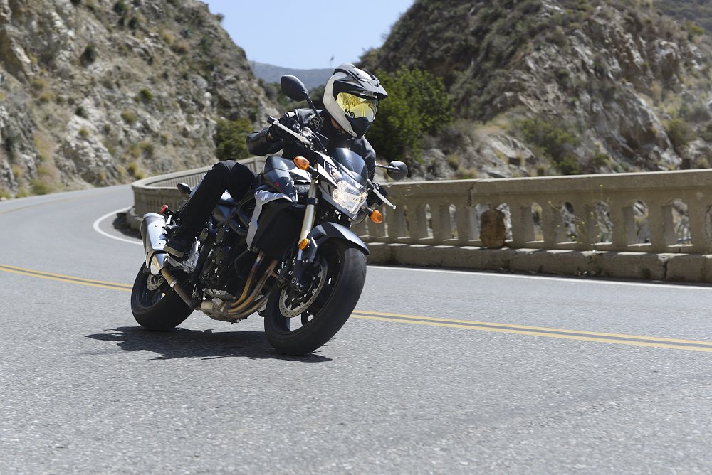 Suzuki GSX-S750