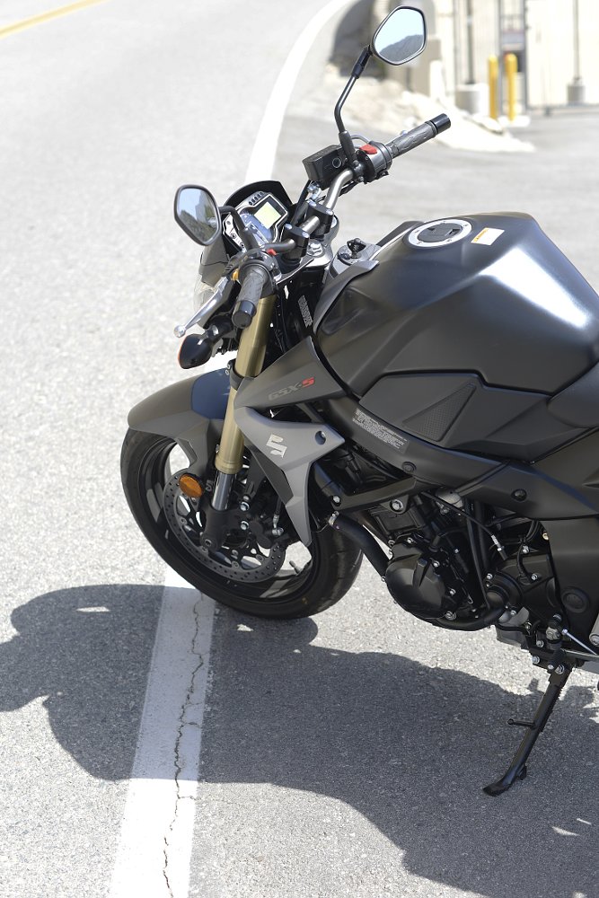 Suzuki GSX-S750