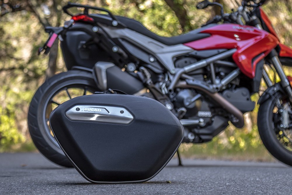 ducati hyperstrada
