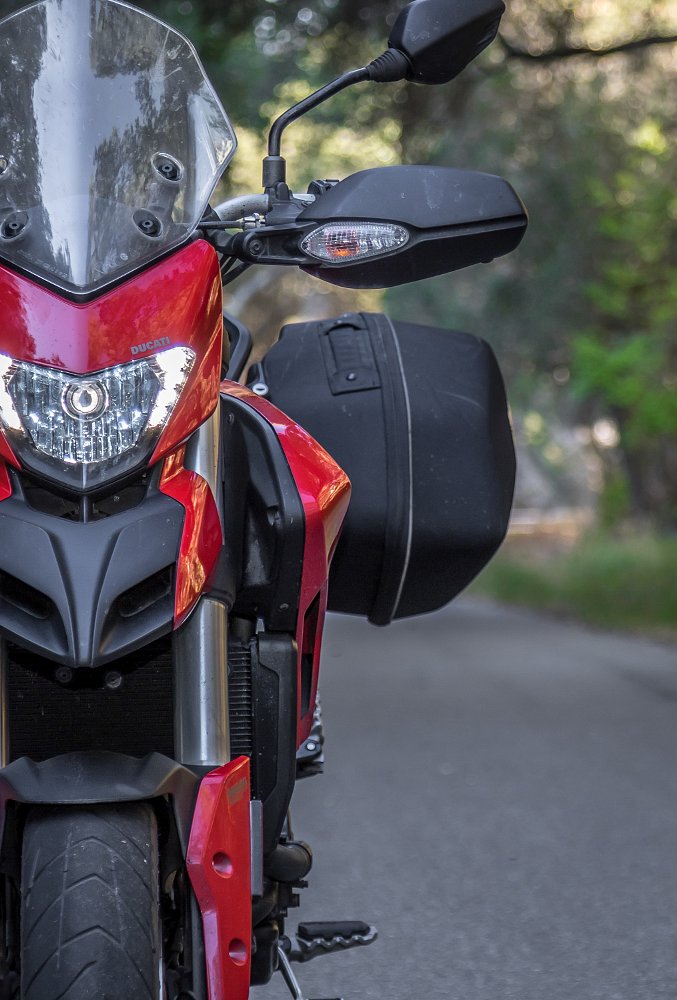ducati hyperstrada