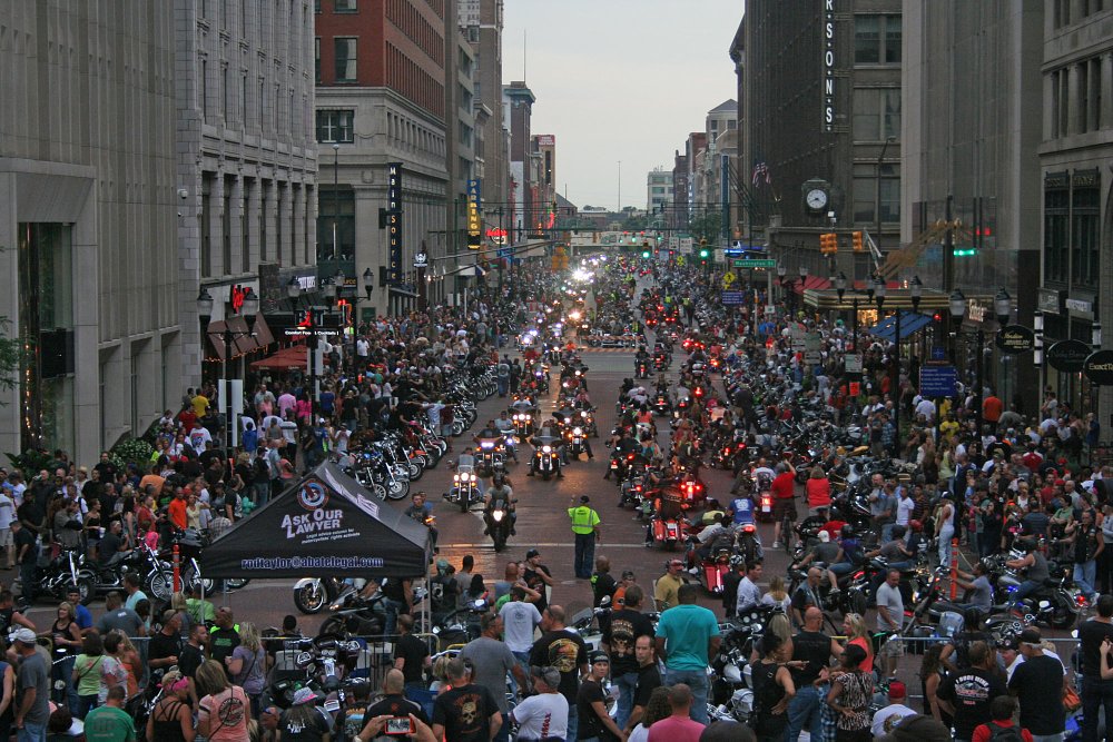 Motorcycles on Merdian