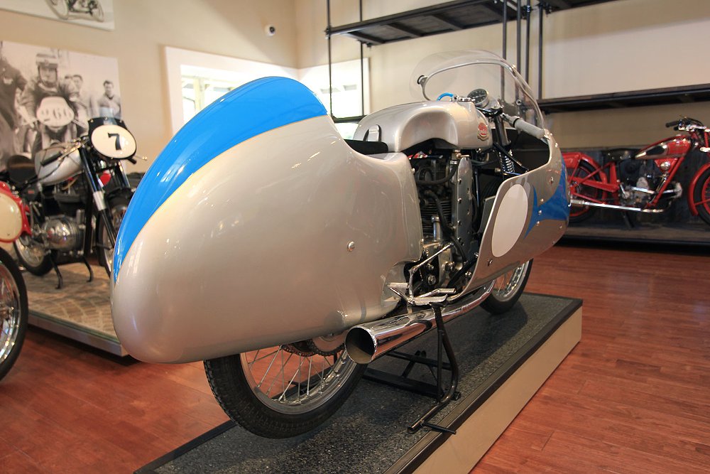 Mondial racer