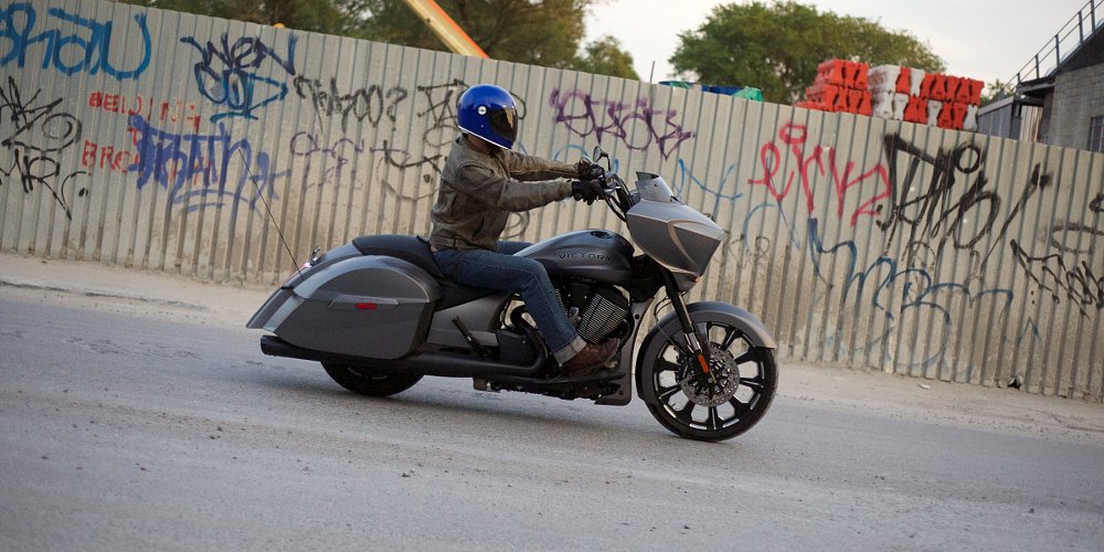 Victory Magnum X-1 SE