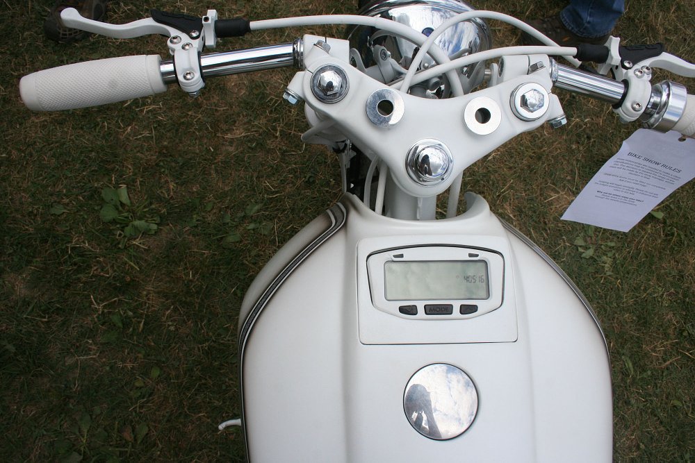 Custom CB360