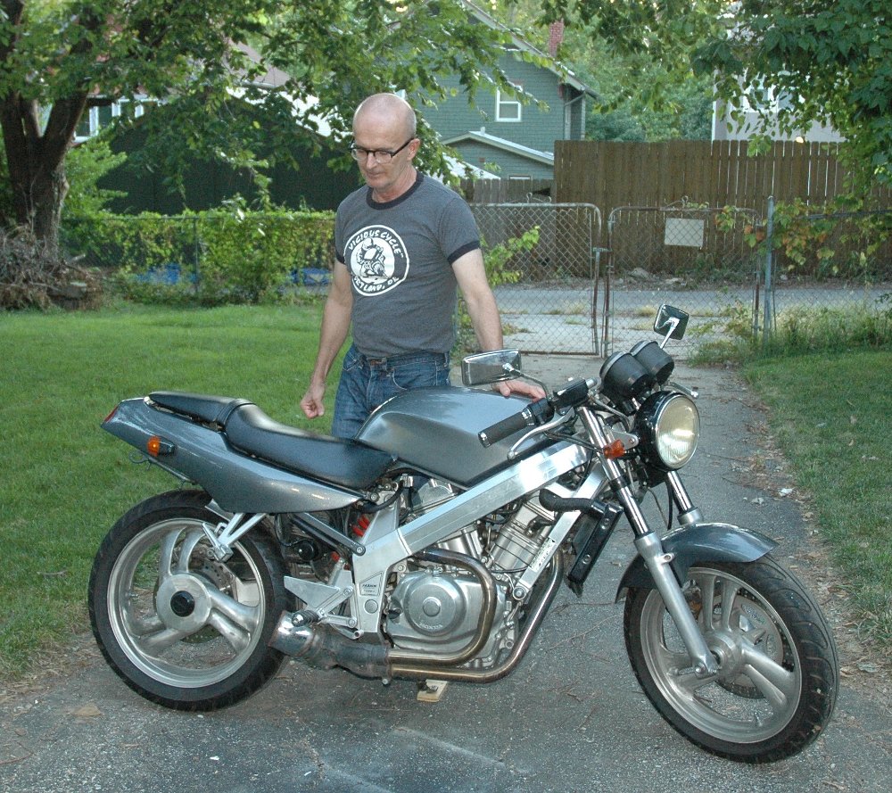 Honda Hawk GT