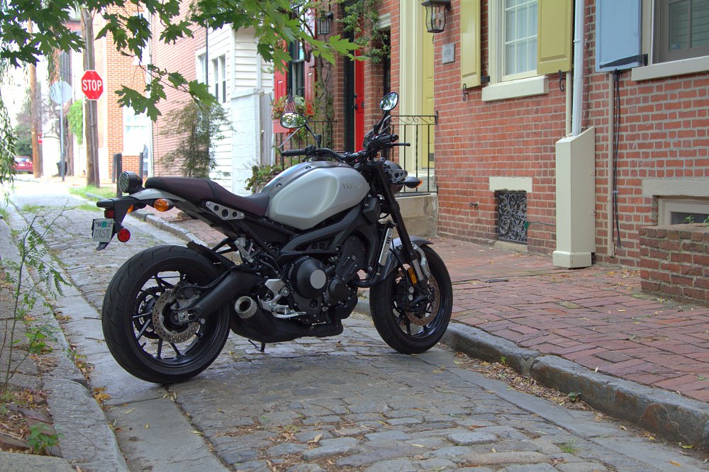 Yamaha XSR900
