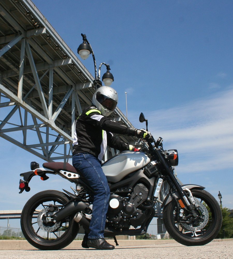 Yamaha XSR900