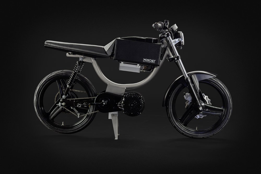 Monday Motorbikes M1