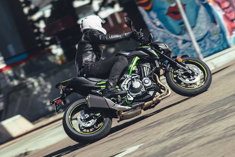 2017 Kawasaki Z900 First Ride Review