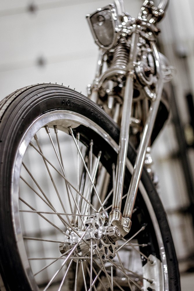 Wheely weird lacing