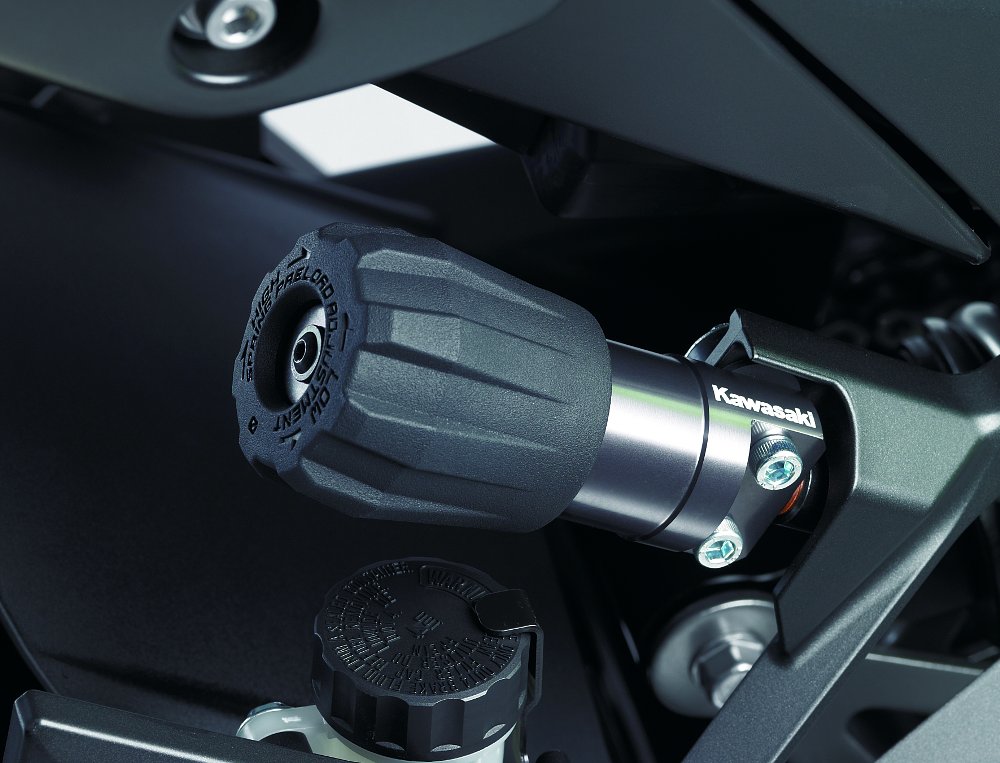 Preload adjuster