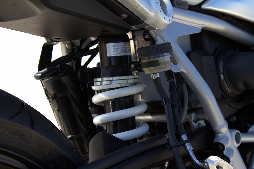 Rear shock