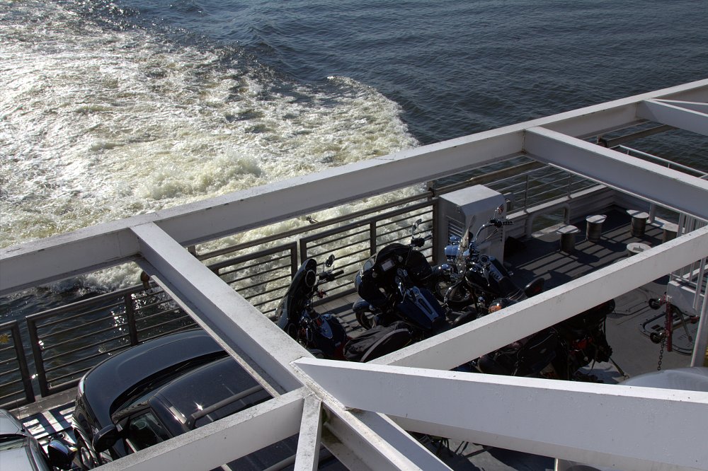 Bikes and the wake