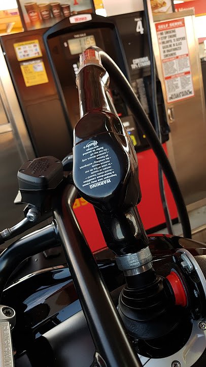 Gas pump