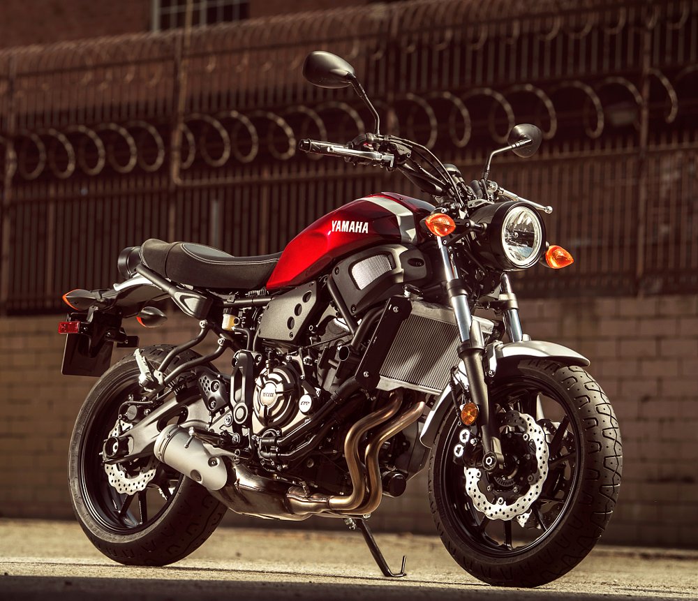 Yamaha XSR700