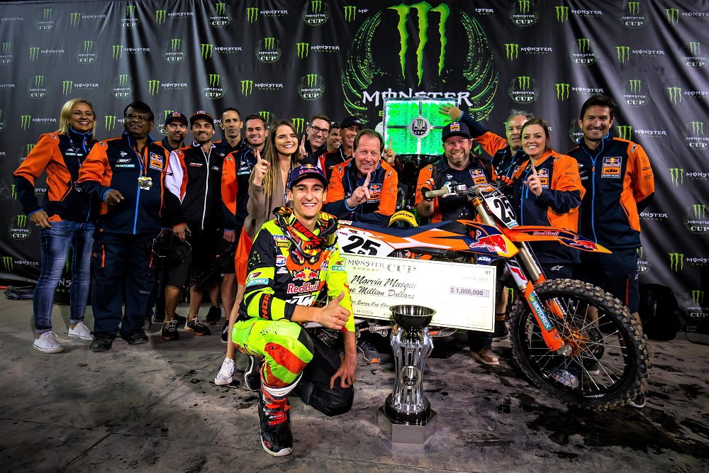 Marvin Musquin and KTM team