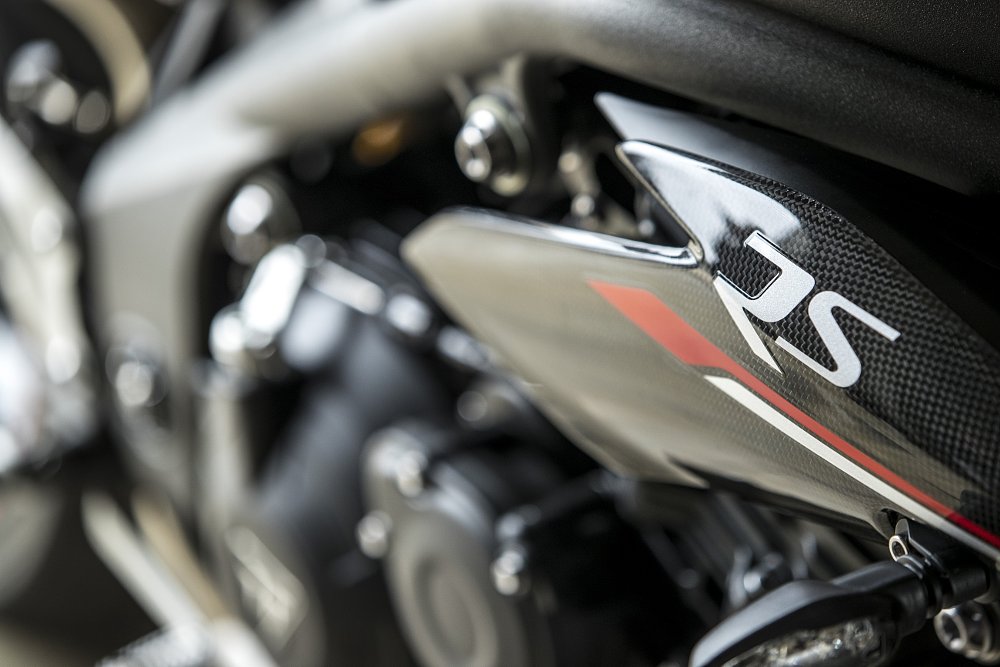 Arrow exhaust