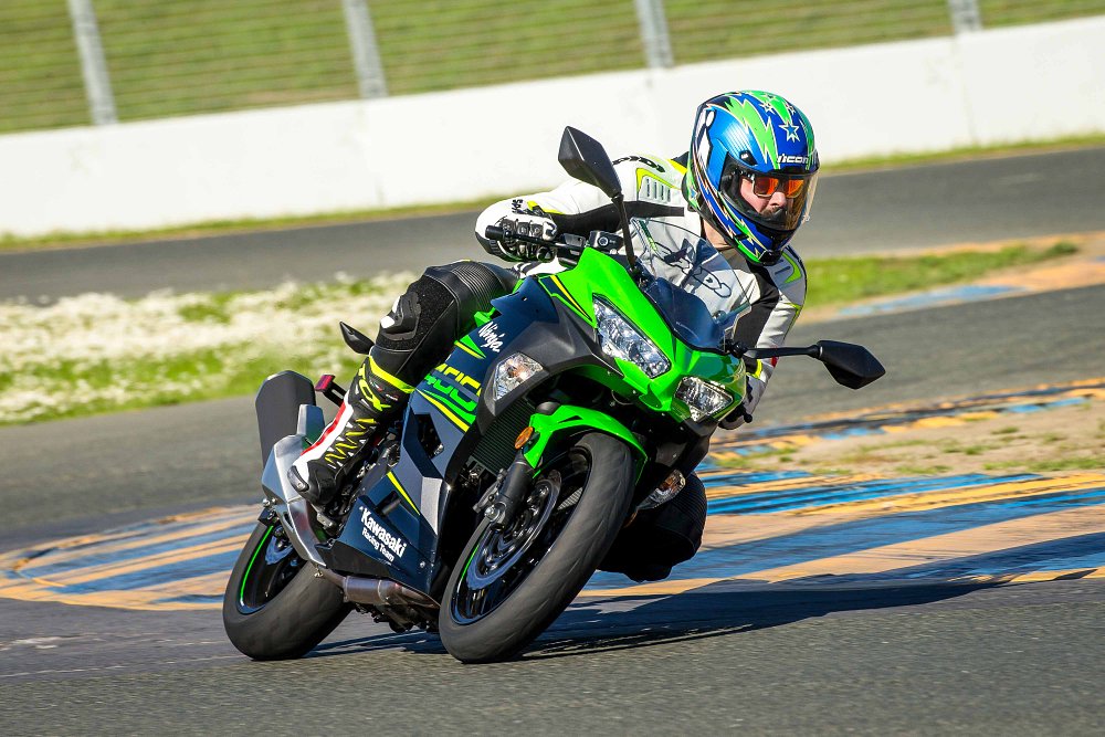 Kawasaki Ninja 400 First Ride Review 