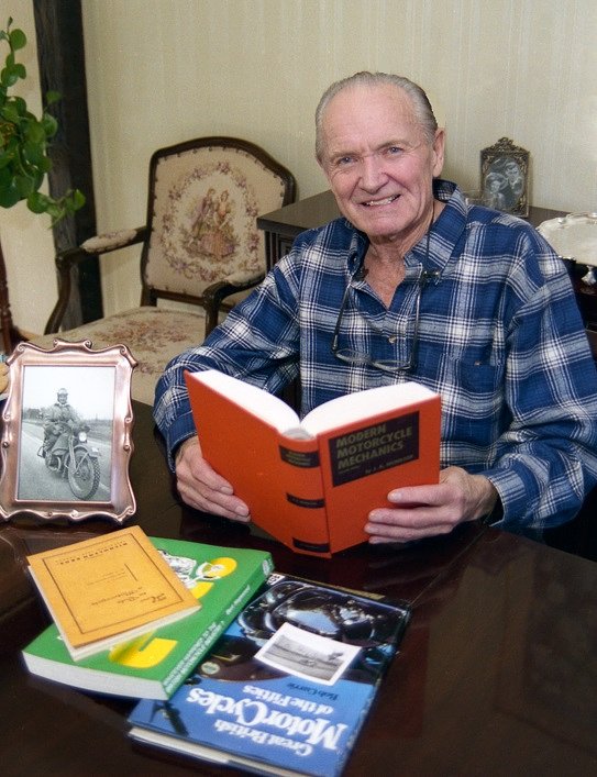 Bernie Nicholson