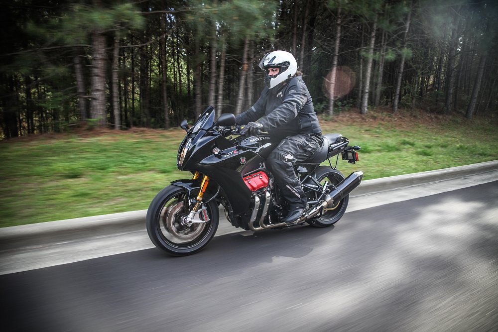 Riding Motus
