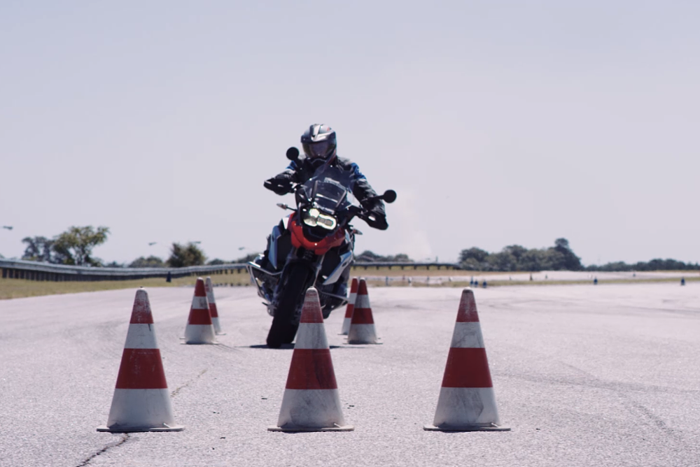 BMW rider training