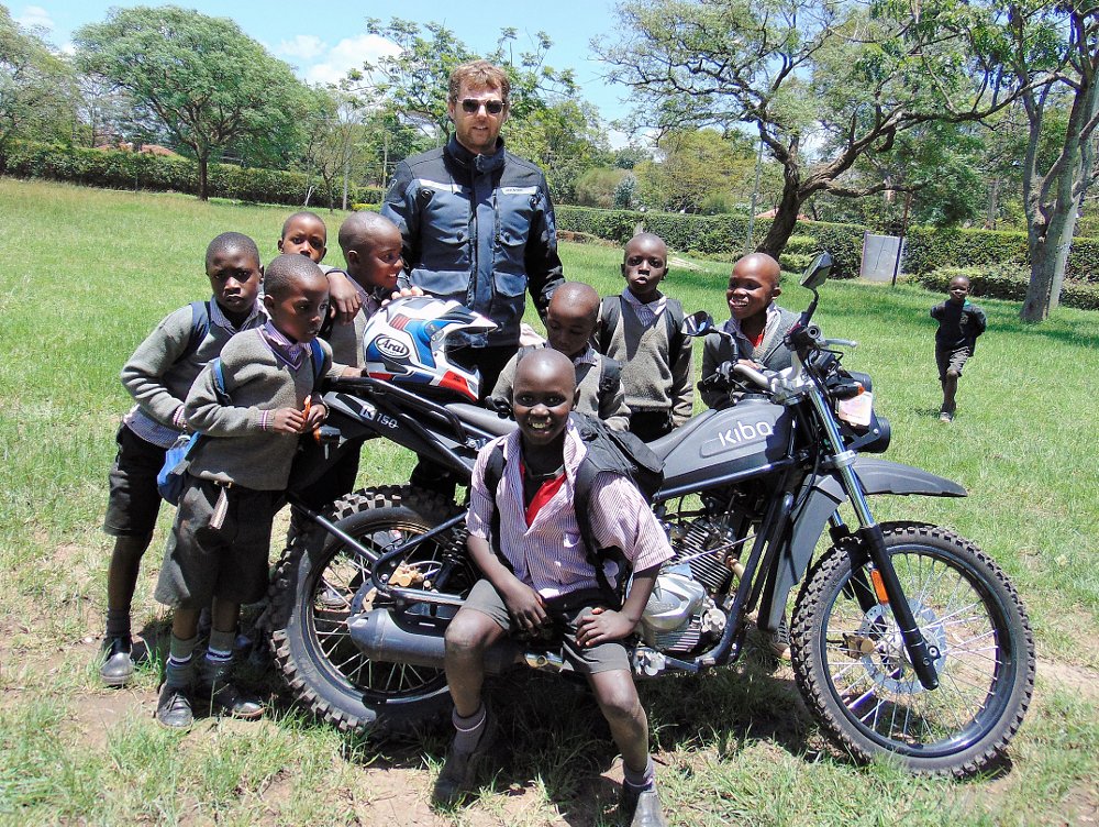 Kibo and kids