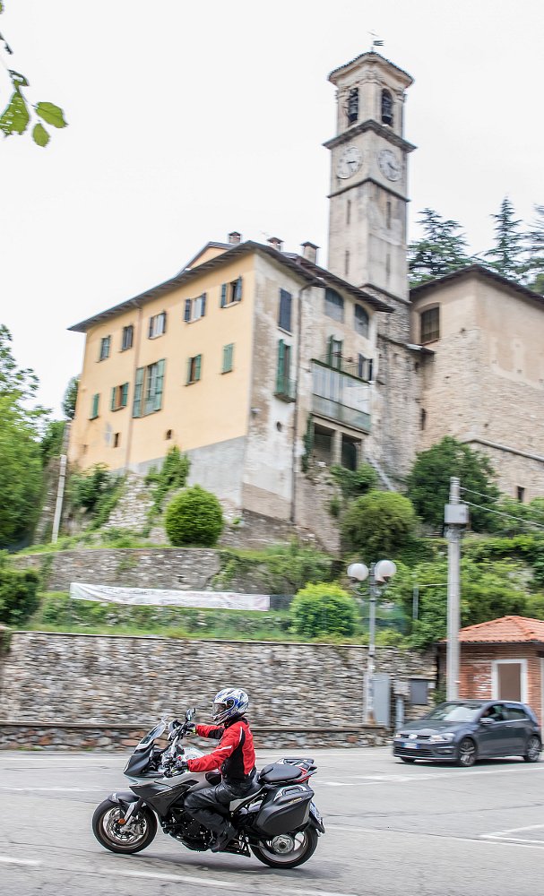 riding in Italy