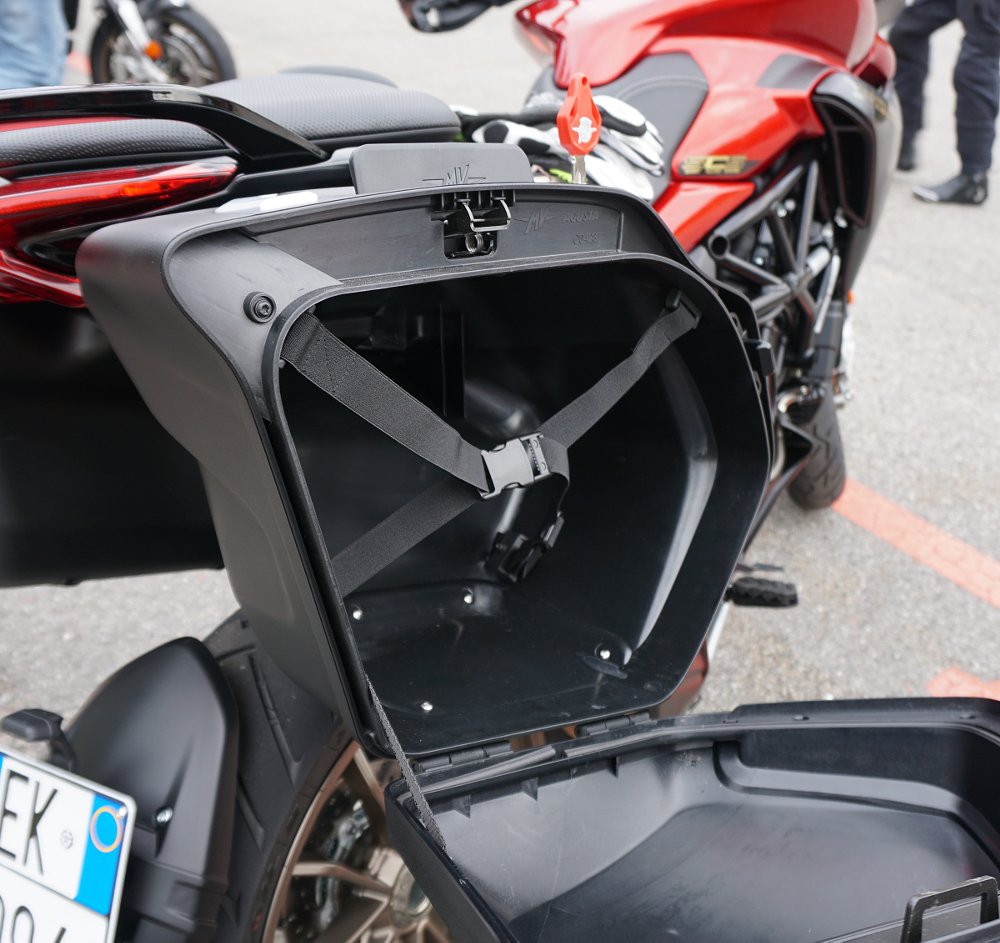 MV Agusta Turismo Veloce saddlebags