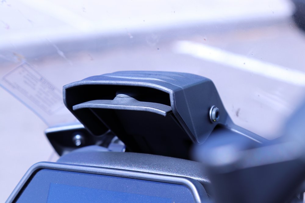 Windscreen