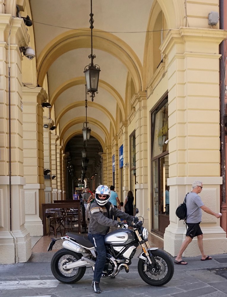 Bologna porticos