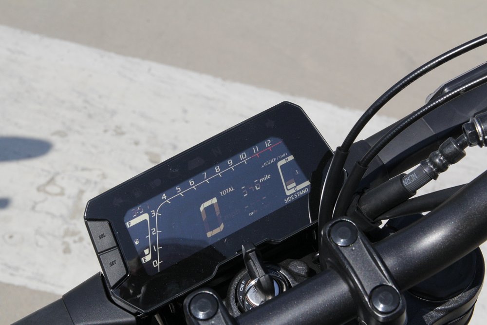 Honda CB300R dash