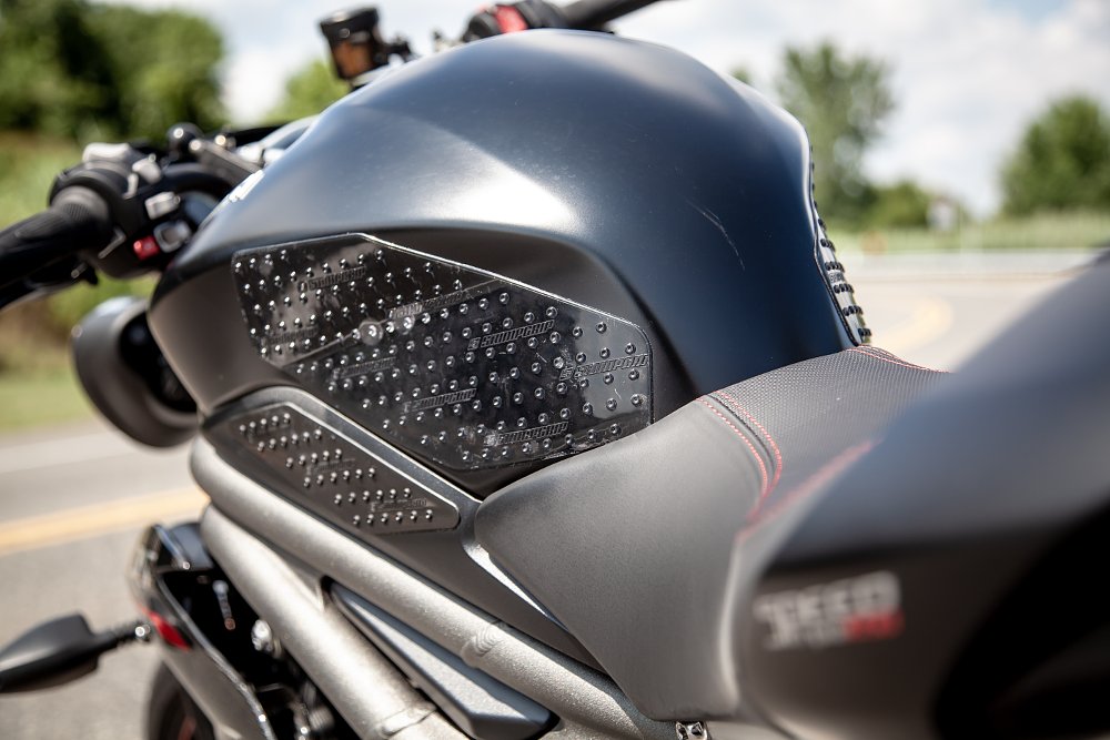 Triumph Speed Triple RS Review