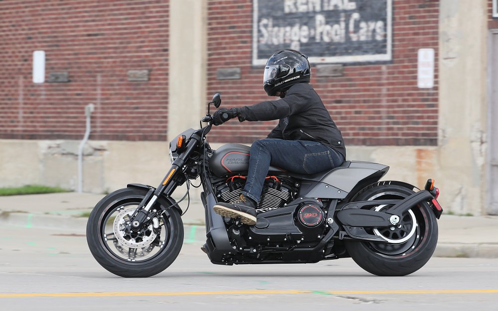 riding the Harley-Davidson FXDR
