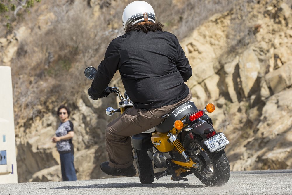 Grom crossed up