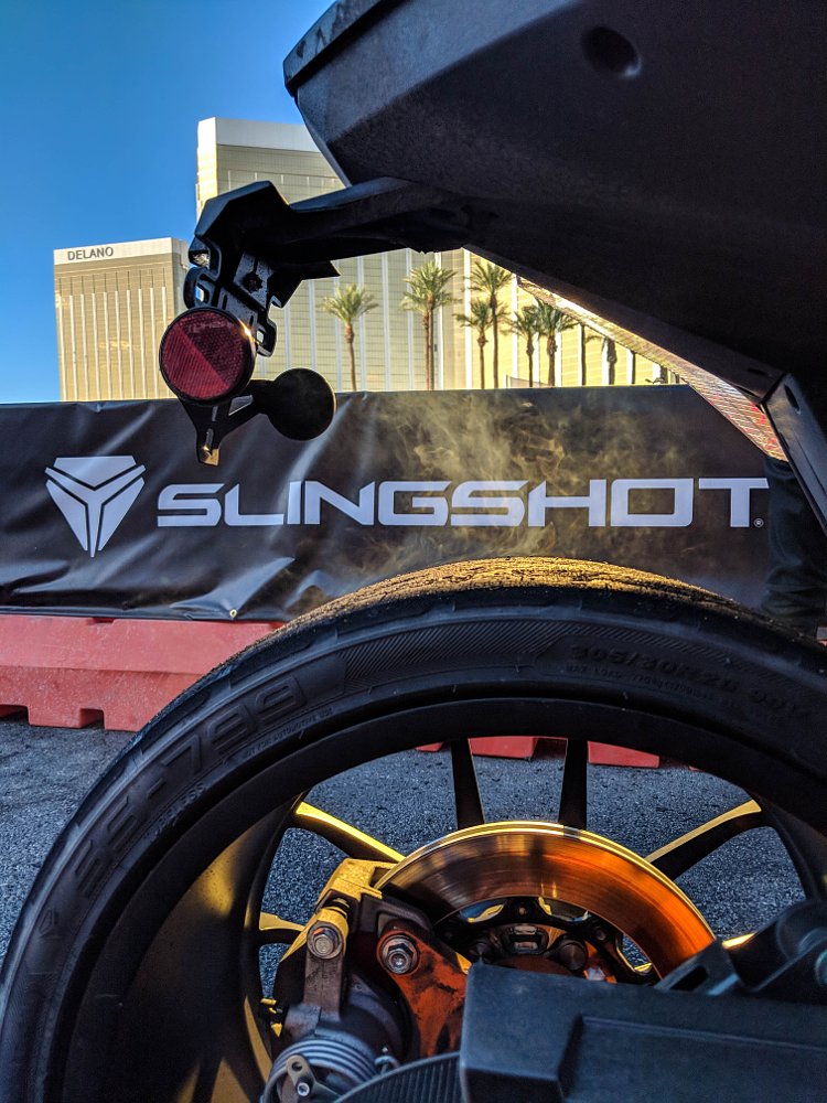 Smoking tire