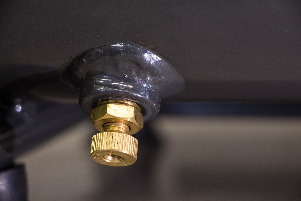 Compressor drain