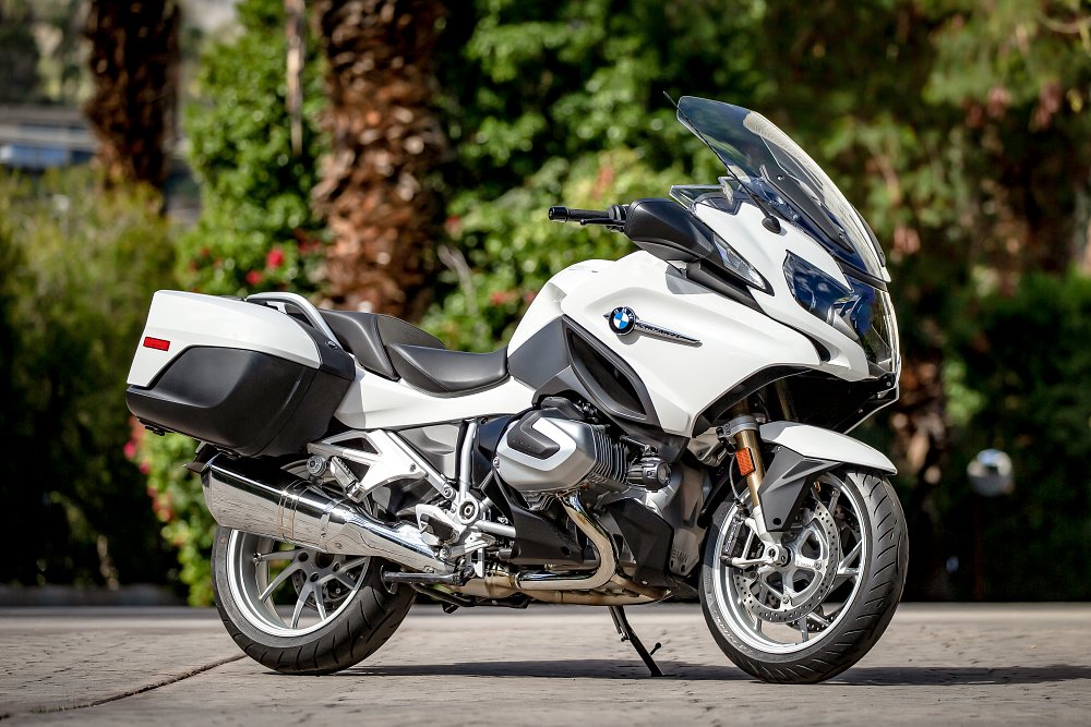 BMW R 1250 RT First Ride Review 