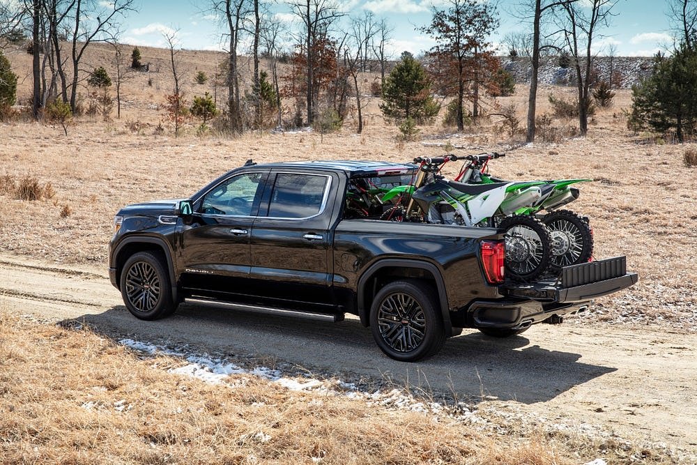 GMC CarbonPro bed