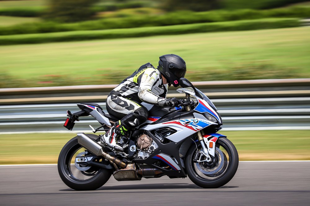 BMW S 1000 RR Review 