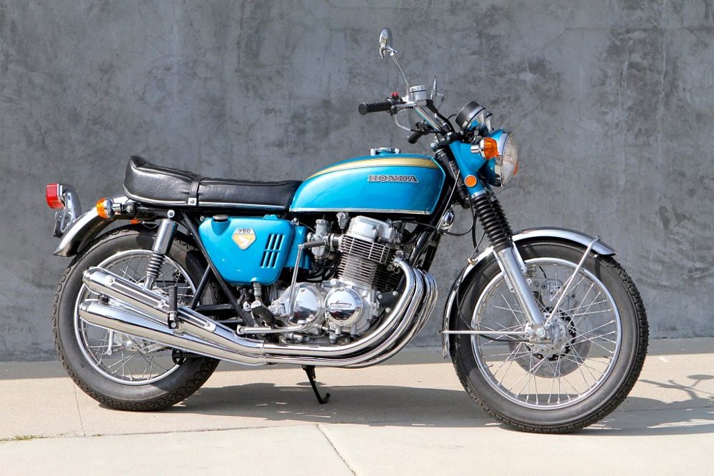 CB750