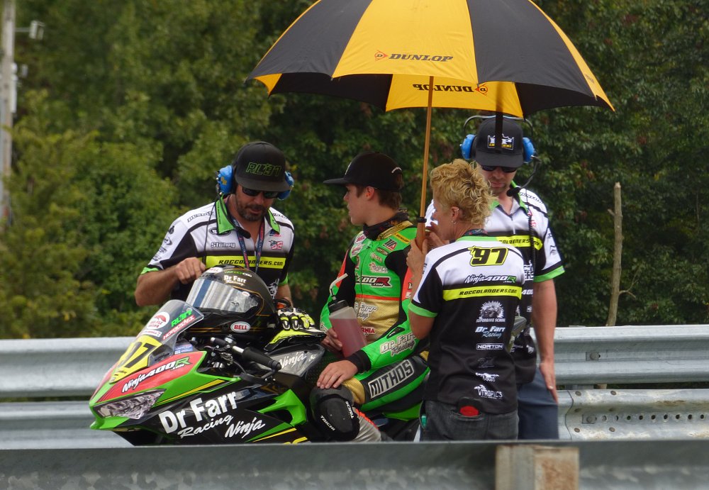 Rocco on the grid with Jaime and Stoney Landers and Ray Diaz