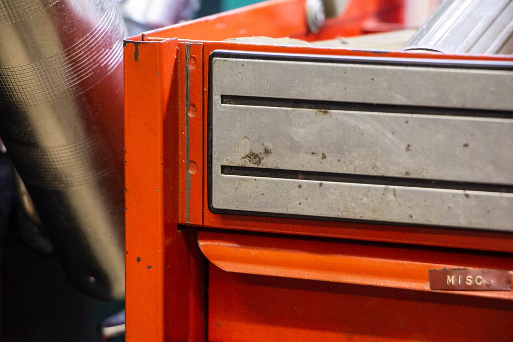 Spot welds