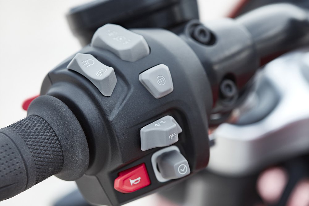 lefthand controls