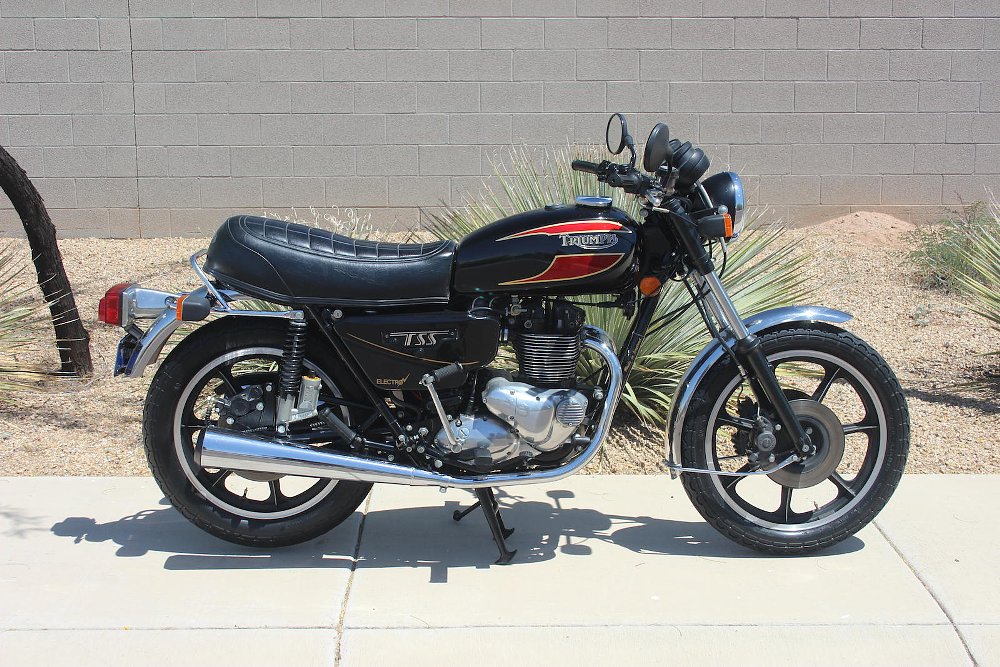 1983 T140SS